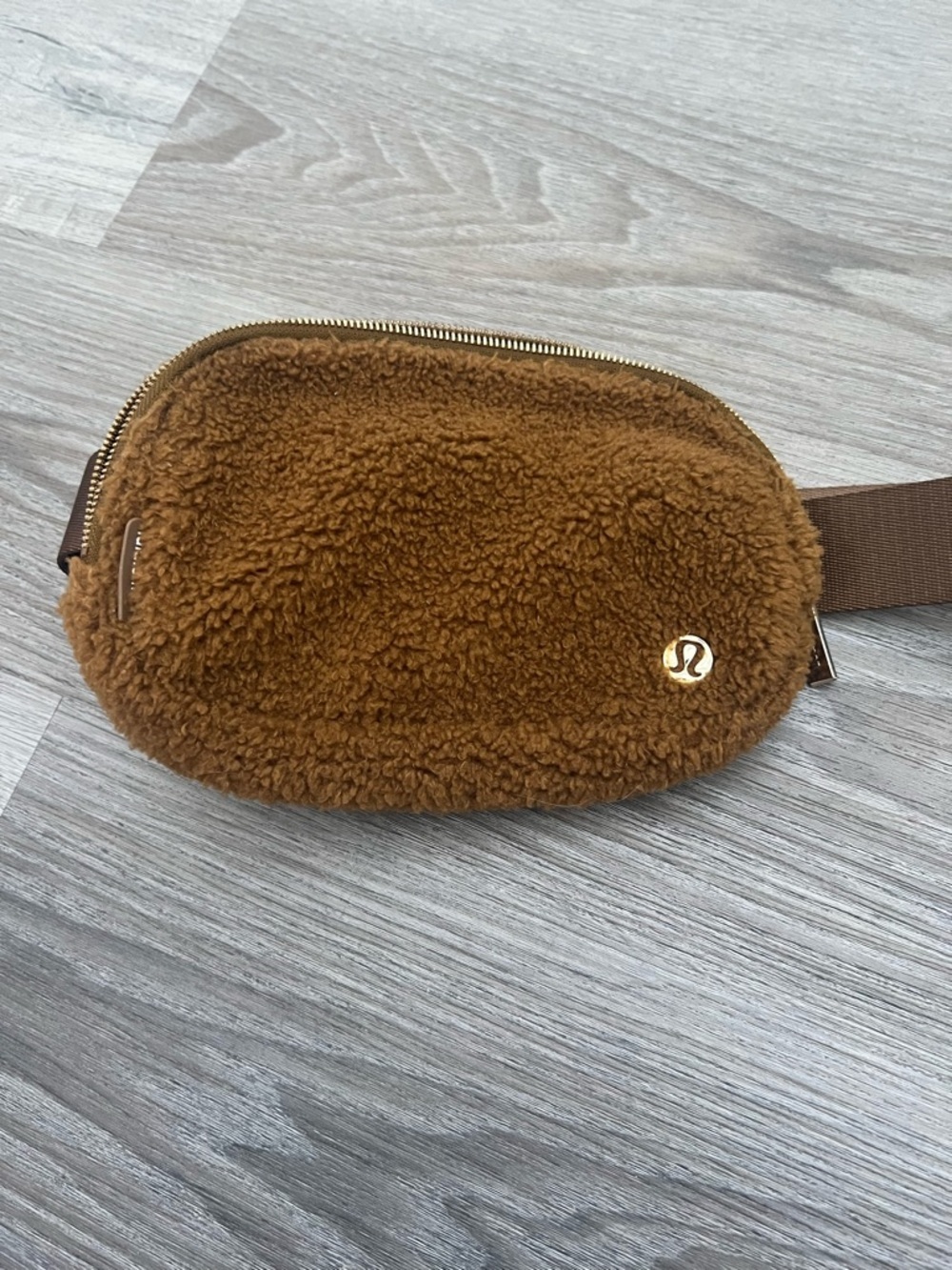 Lululemon sherpa everywhere crossbody belt bag Brown